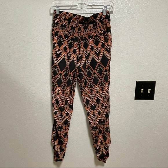 Charlotte Russe Boho Multicolor Geometric Print Elastic Waist Pants SMALL - Picture 5 of 6